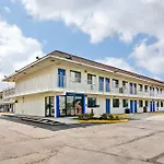Motel 6-Pittsburgh, PA - Crafton